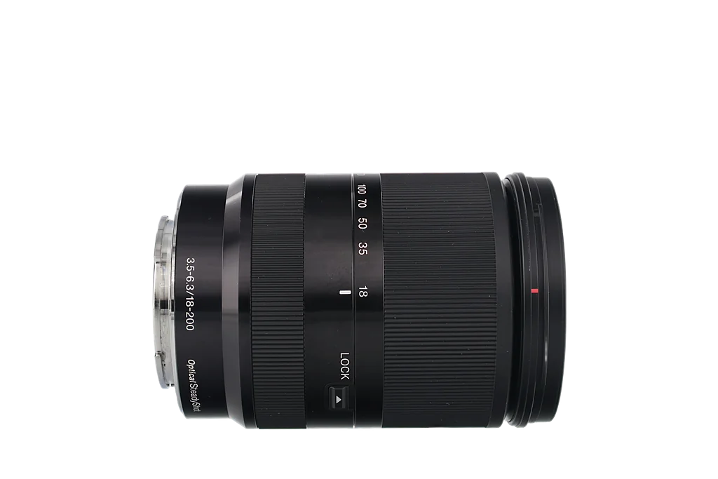 Sony E 18-200mm F3.5-6.3 OSS LE